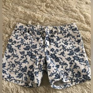 Lauren by Ralph Lauren Woman’s Jean Shorts Navy/White Paisley print Size 4